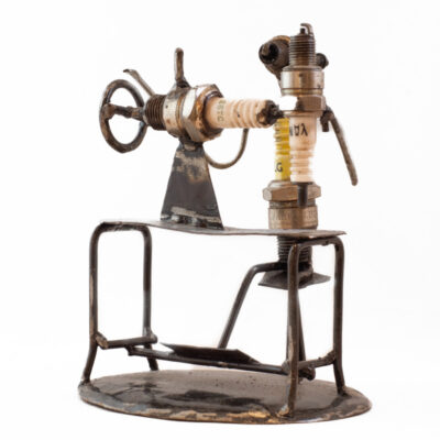 Beeld kleermaker - Afrika - Scrap metal - Wereldwinkel Arnhem-Velp - Fairtrade